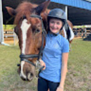 Meet your Posher, Abigail